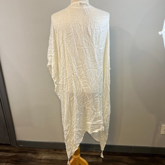 NWOT NORDSTROM Texture Weave Ruana in Ivory Cloud (O/S) - Picture 6 of 9